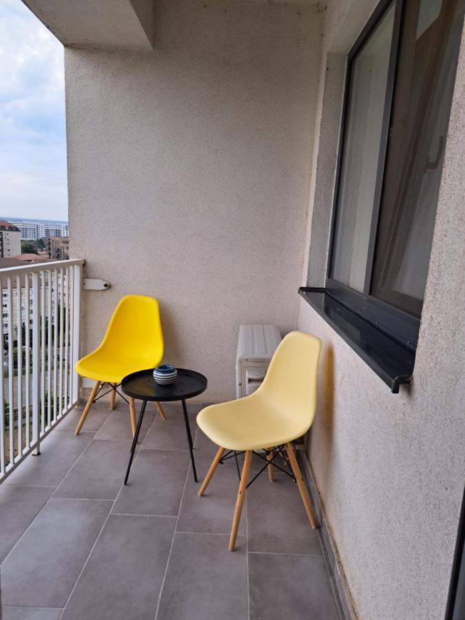 Apartamento Apartament Onestilor Oradea Exterior foto